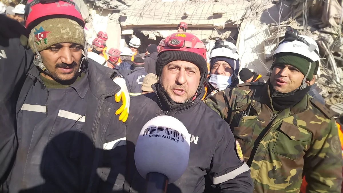 Azerbaijani rescuers happy for saving 2 people in Kahramanmaras