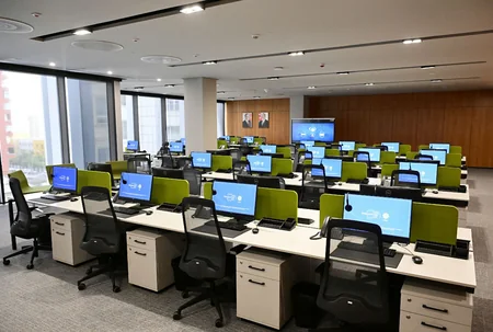 Prezident İlham Əliyev DGK-nın yeni inzibati binasının açılışında iştirak edib