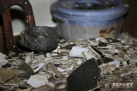 Bakıda yataqxanada baş vermiş yanğın zamanı 5 nəfər xəsarət alıb - VİDEO - FOTO - YENİLƏNİB