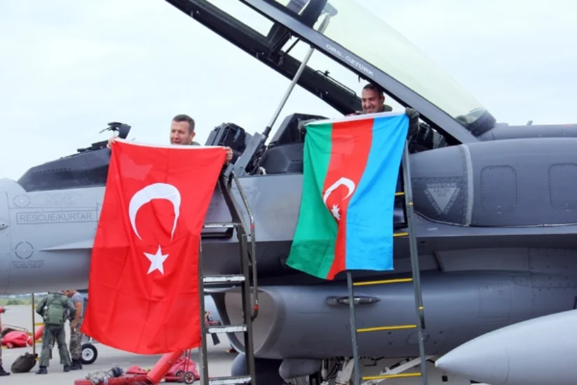 Türkiyənin döyüş təyyarələri Azərbaycana gəlib - VİDEO