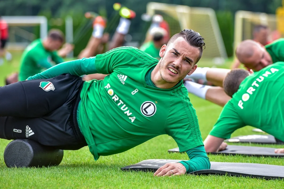 Yuventus klubunun sabiq futbolçusu Qarabağa keçməkdən imtina edib