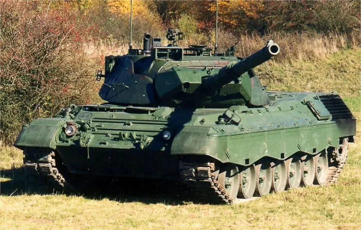 Германия передала Украине первые 10 танков Leopard 1