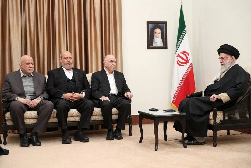 Ayatollah Khamenei receives senior Hamas delegation