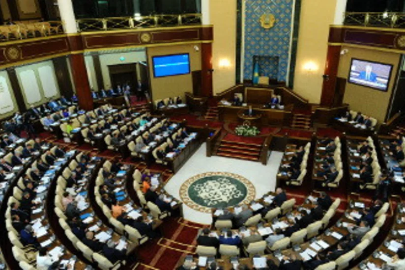 Парламент Казахстана ратифицировал соглашение с Туркменистаном о разграничении дна Каспия