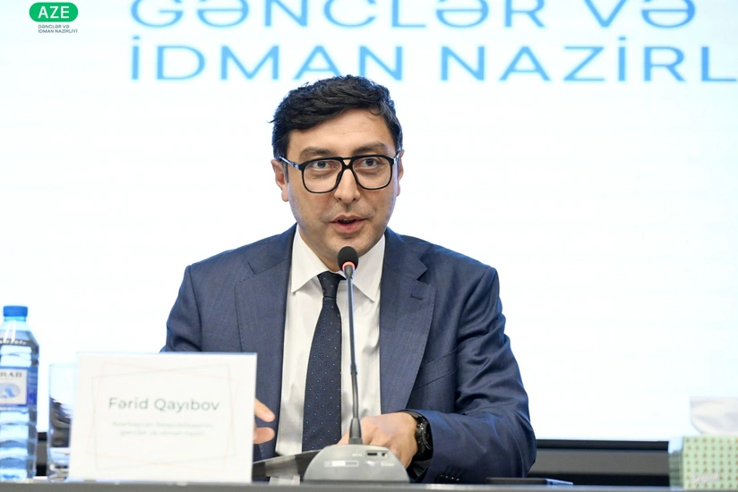 Fərid Qayıbov ötən ay beynəlxalq yarışlarda uğurla çıxış etmiş idmançılarla görüşüb