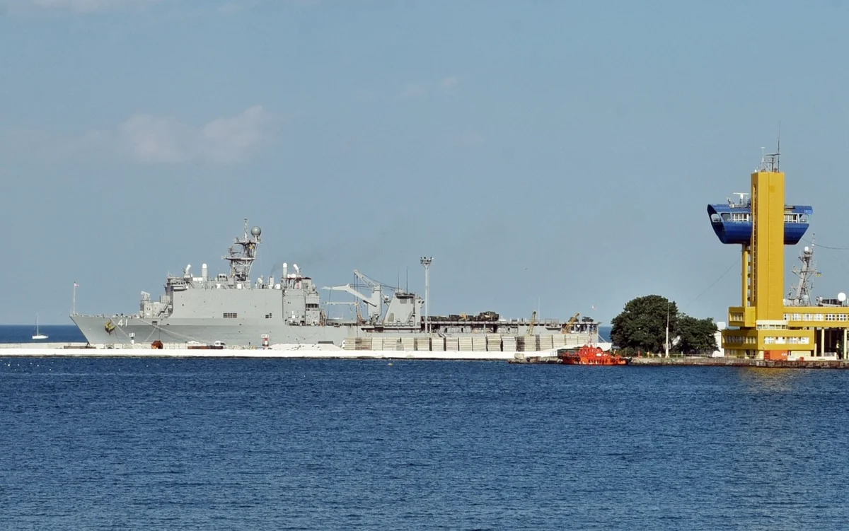 Китай вернул США подводный беспилотник