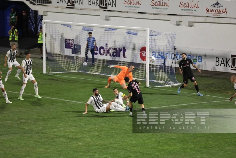 Фоторепортаж с игры Сабах - Партизан