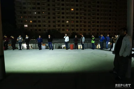 Bakıda növbəti Qədr gecəsi qeyd olunub - FOTOREPORTAJ
