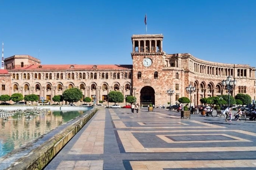 Armenian MFA talks on opening date of consulate general in Tabriz