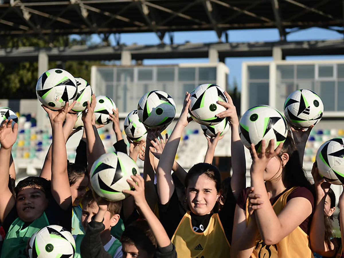 UEFA-nın dəstəyi ilə Ağcabədidə futbol festivalı keçirilib