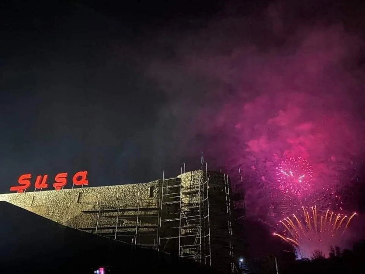 Салют в Шуше