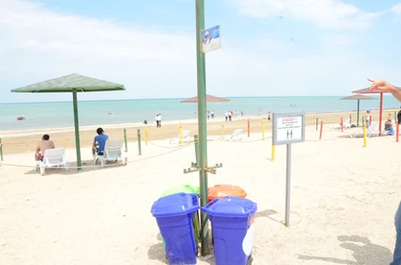 Bakıda çimərliklər açıldı