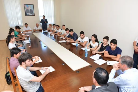 Azərikimya İstehsalat Birliyində ADNSU-nun rektoru ilə ilə görüş keçirilib