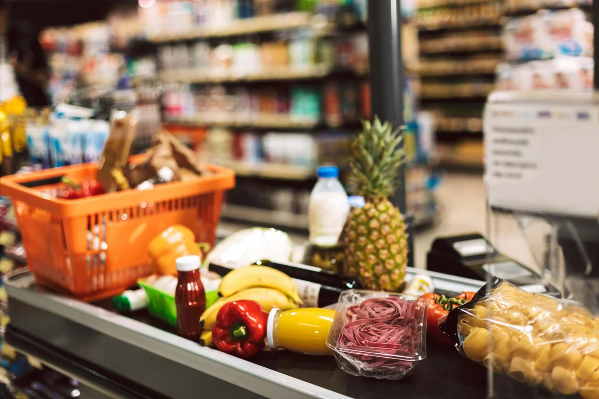 АПБА: Приостановлен ввоз продуктов без этикеток на азербайджанском языке