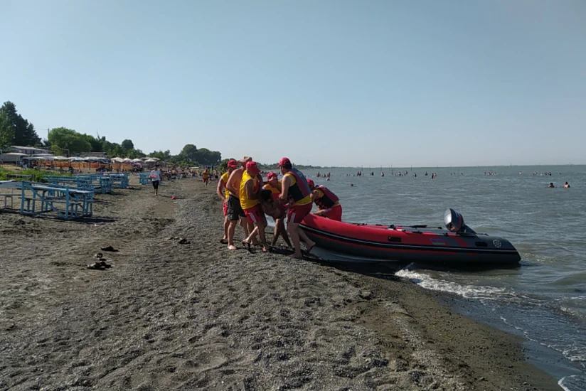 В Лянкяране прошли учения по обеспечению безопасности людей на водных объектах