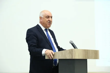 Laçında qeyri-filiz faydalı qazıntı yataqlarının 36-sının ehtiyatları yenidən qiymətləndirilib
