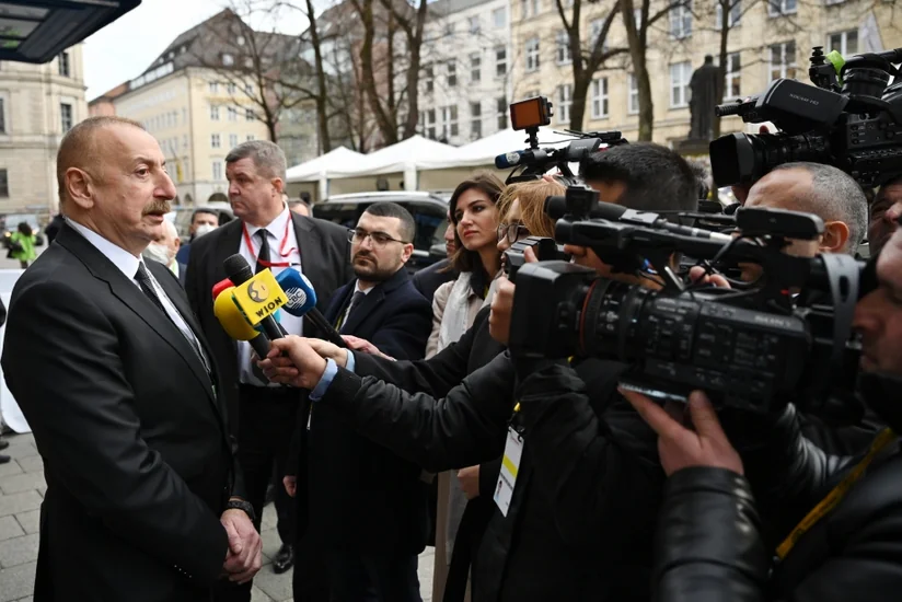 Президент: Какие-либо положения о Карабахе в мирном договоре недопустимы