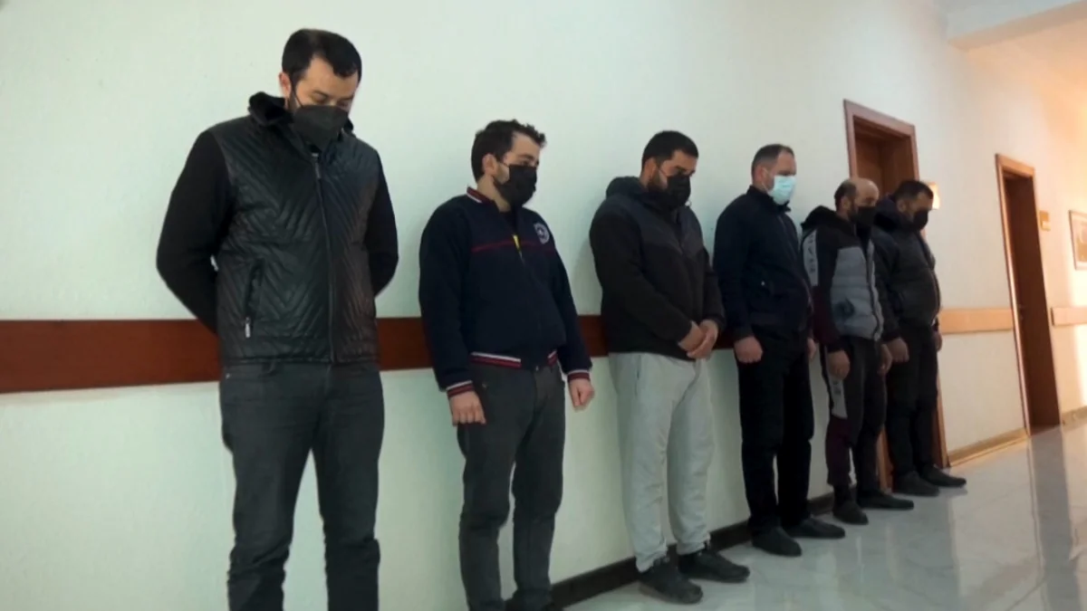 Tovuzda evlərdən yarım milyonluq qızıl oğurlayan dəstə saxlanılıb