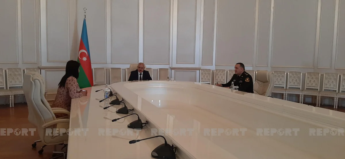 Arzu Rəhimov Gəncədə vətəndaşları qəbul edib
