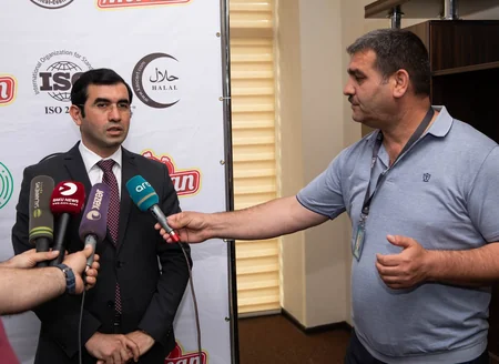 Direktor: Mərcan” toyuqları su ilə deyil, hava ilə soyudulur - REPORTAJ