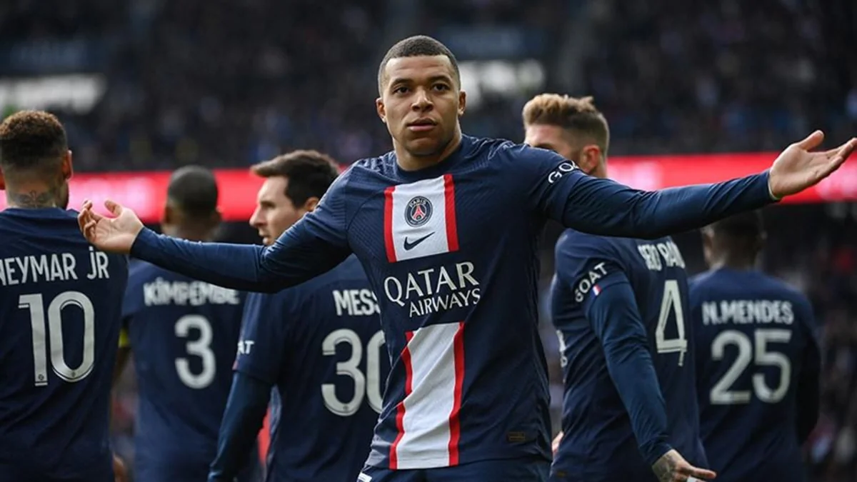 Kilian Mbappe PSJ tarixinin ən yaxşı bombardiri olub