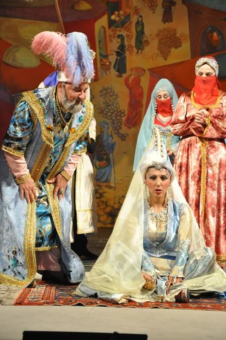 Gənc Tamaşaçılar Teatrı bayram ərəfəsində yeni tamaşa və konsert təqdim edəcək