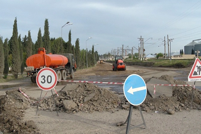 Gəncə çayı üzərindəki körpünün təmiri yekunlaşıb - FOTO/VİDEO