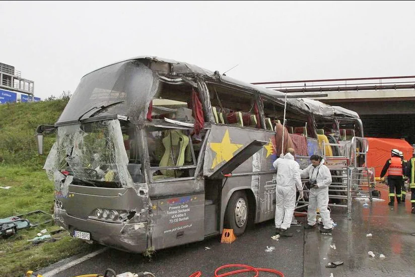 ​Nepalda iki sərnişin avtobusu toqquşub, 9 nəfər ölüb