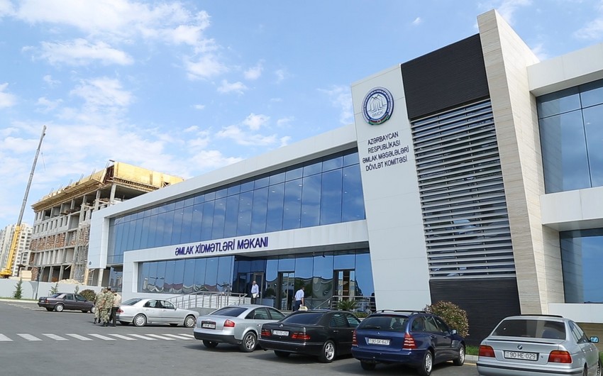 Sabahdan Əmlak Xidmətləri Məkanında iş günü başlayır