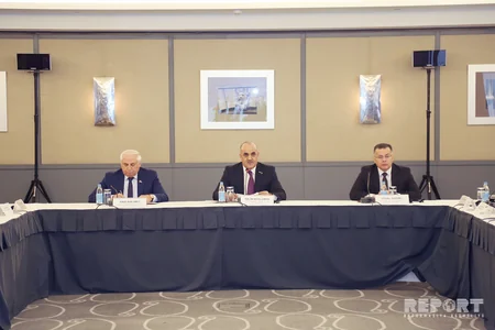 “Əmək bazarı: islahatlar, çağırışlar və perspektivlər” mövzusunda konfrans keçirilib