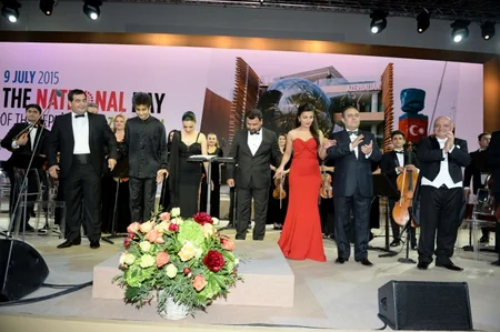 Heydər Əliyev Fondu “Milan Expo 2015”də Azərbaycan “Milli gün”ü çərçivəsində konsert proqramı təşkil edib