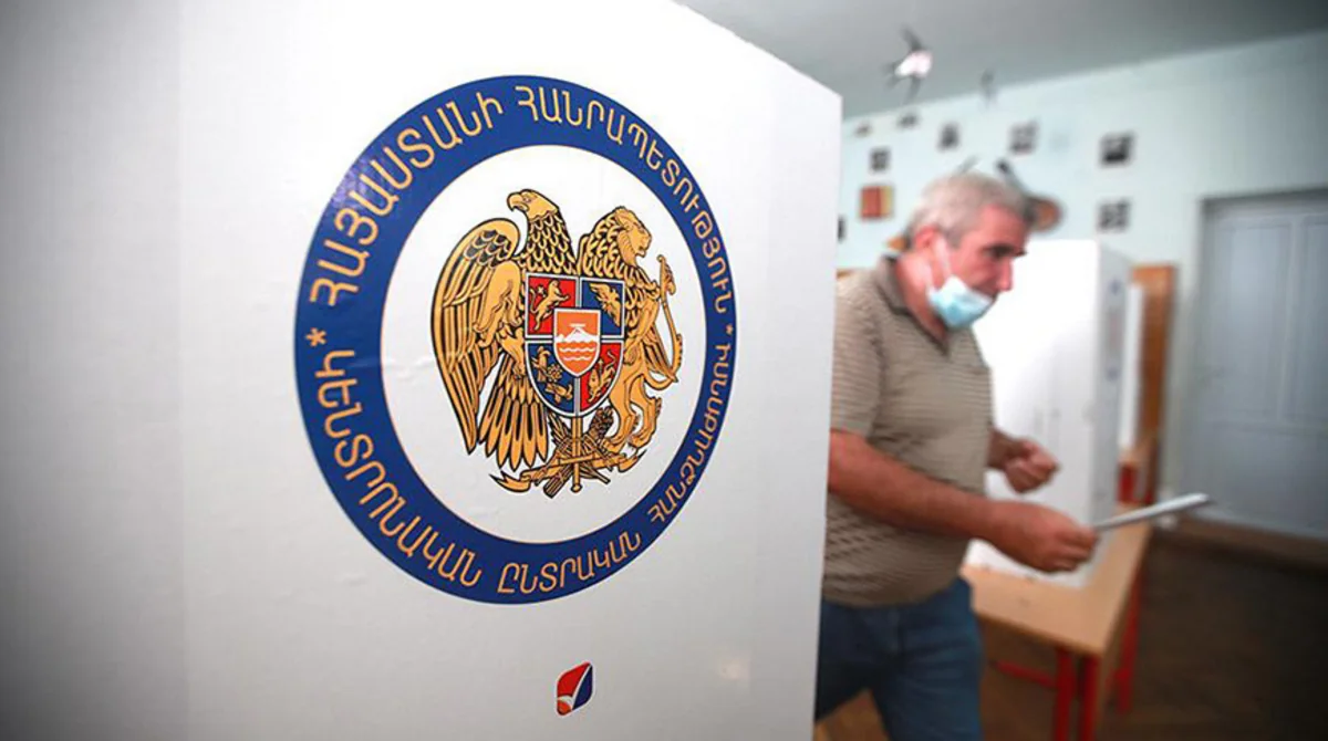 В Армении завершилось голосование на внеочередных выборах в парламент