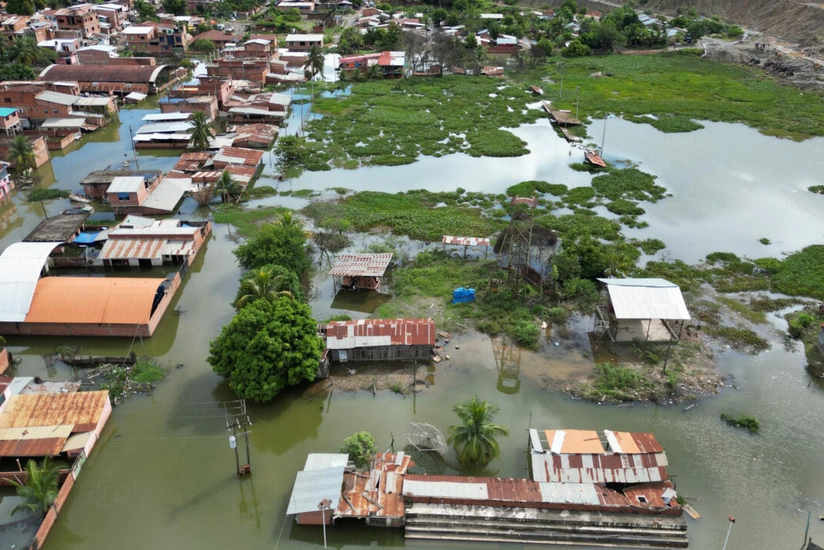 Boliviyada daşqınlar səbəbindən fövqəladə vəziyyət elan edilib