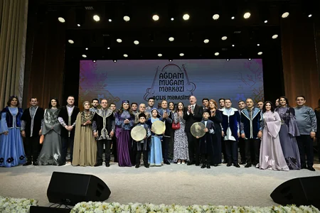 İlham Əliyev və Mehriban Əliyeva Ağdam Muğam Mərkəzinin açılışında iştirak ediblər - YENİLƏNİB-3