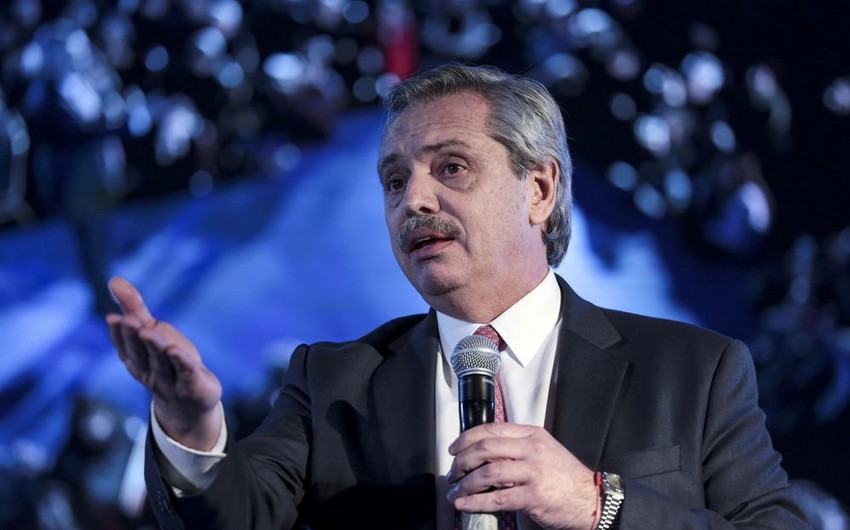 Argentinada prezidentə hücum edilib