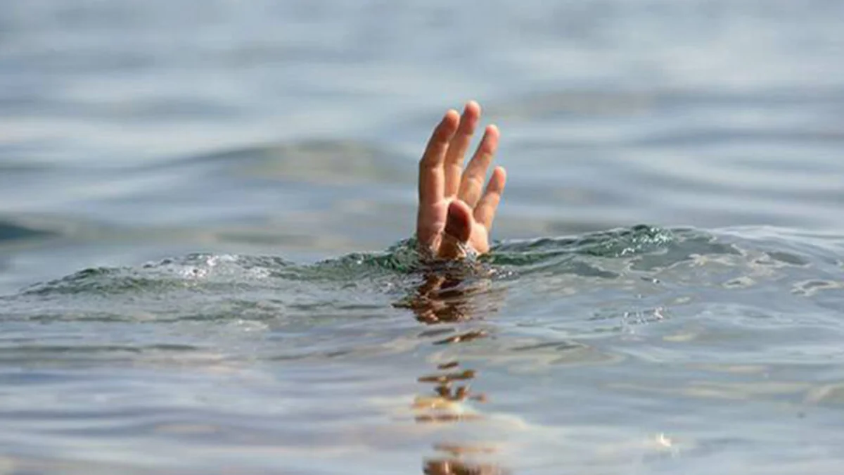 В Ширване отец и сын утонули в коллекторе