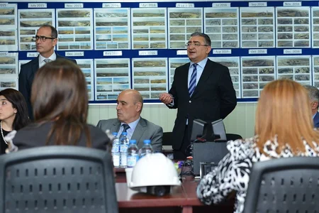 Sumqayıt Dövlət Universitetinin nümayəndə heyəti kimya muəsissələrində olub