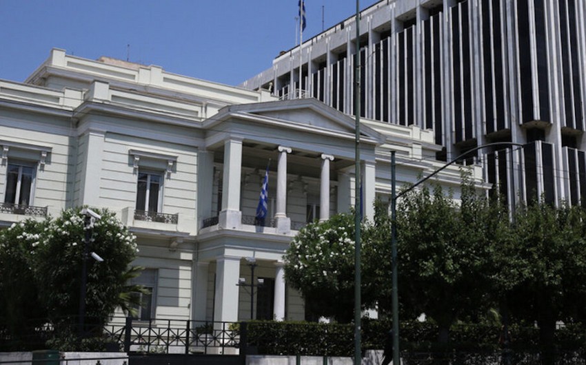 Yunanıstan 25 ölkədəki səfirini dəyişmək niyyətindədir