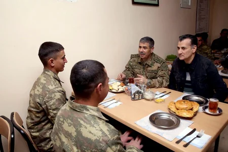 Azerbaijani Defense Minister visits foremost military units - VIDEO