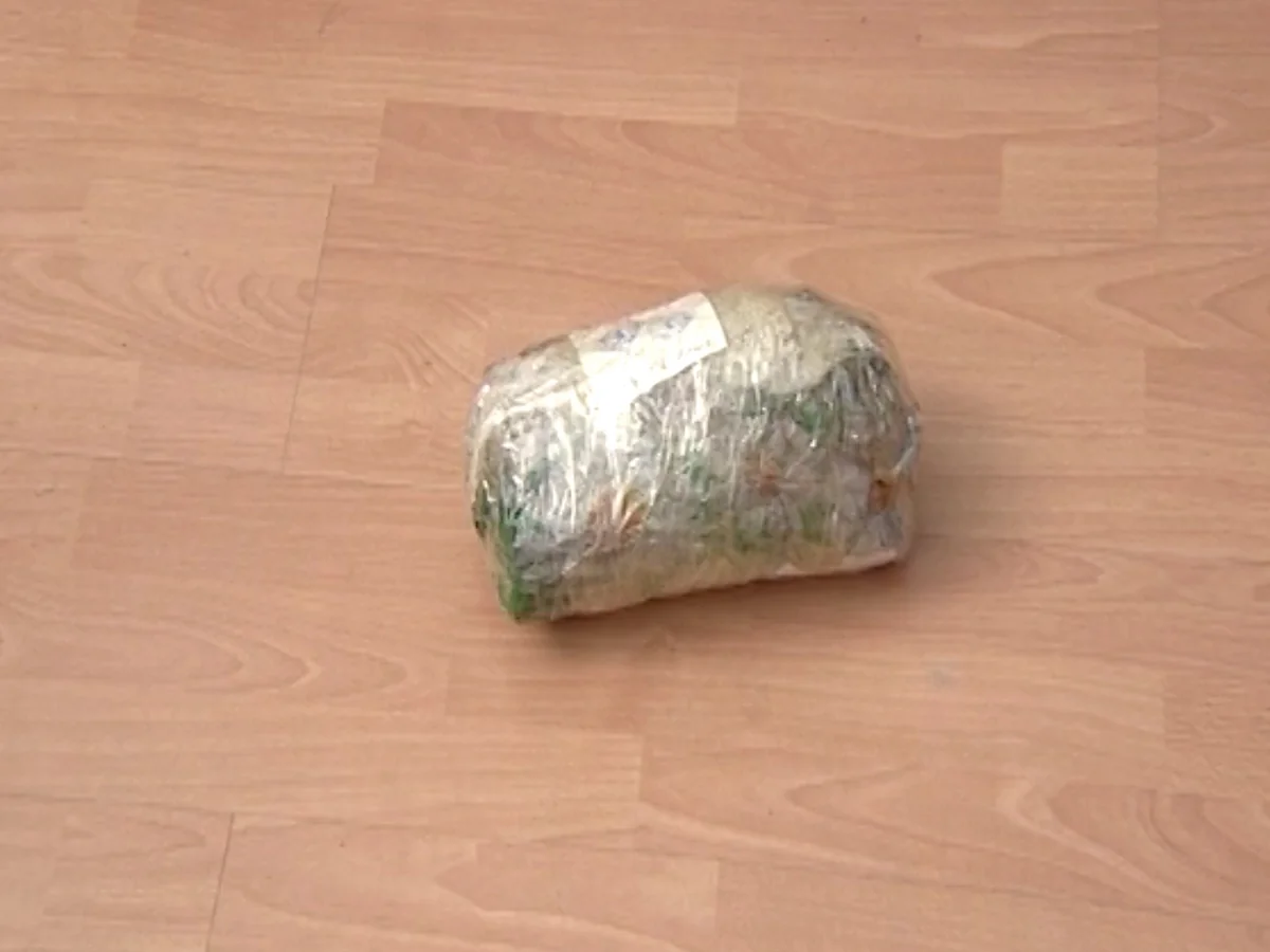 Bakıda 4 kq-a yaxın heroin satmaq istəyən şəxs saxlanıldı