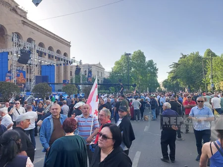 Tbilisidə “Gürcü arzusu”nun təşkilatçılığı ilə aksiya keçirilir