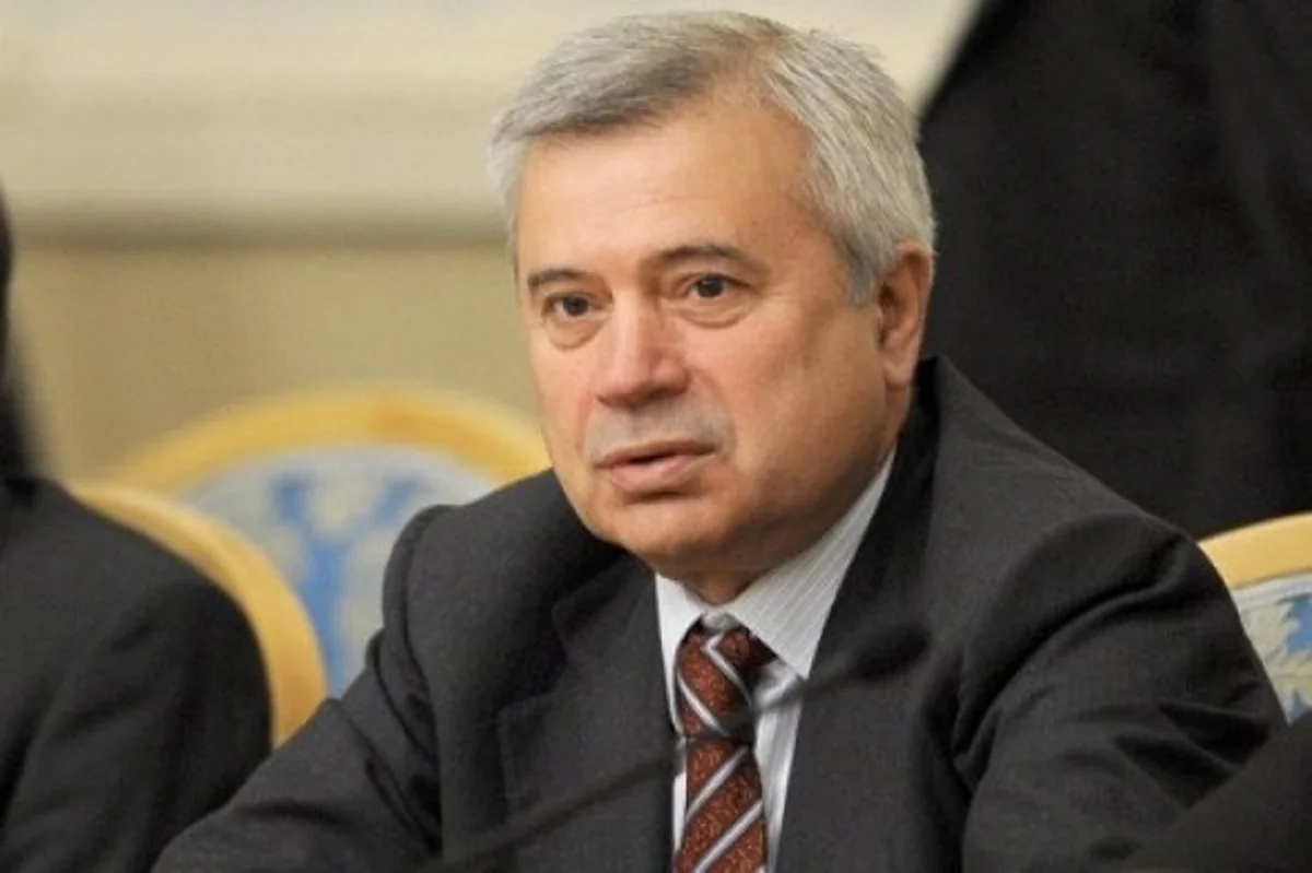 Вагит Алекперов назвал причину  ухода с поста главы Лукойла