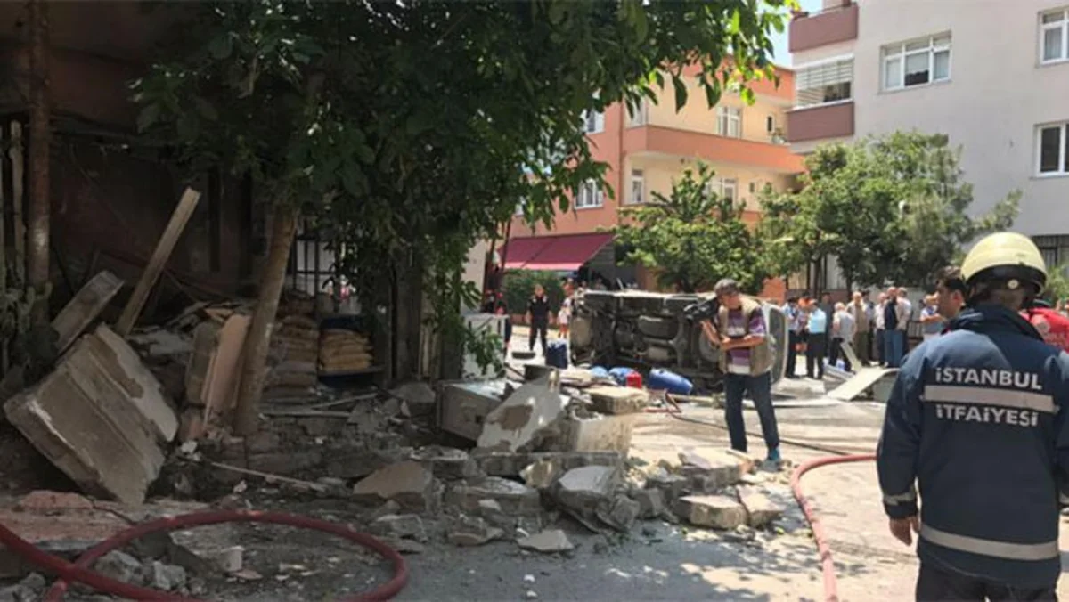 İstanbulda partlayış olub - YENİLƏNİB