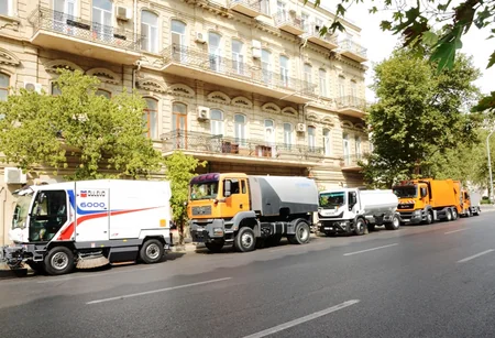 Bakının kommunal xidmətləri yeni texnika və velosipedlərlə təmin edilib