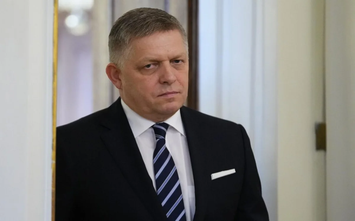 Slovakiyanın Baş naziri xəstəxanaya yerləşdirilib