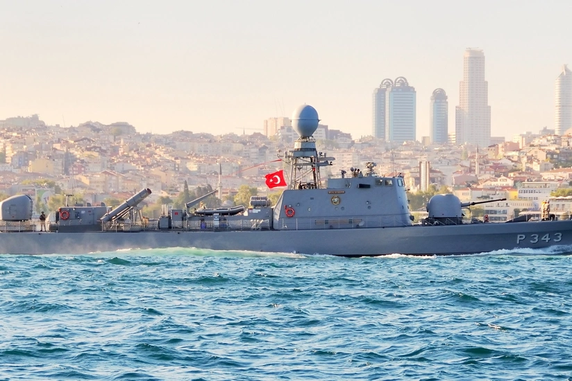 ВМС Турции успешно завершили тестирование нового десантного корабля