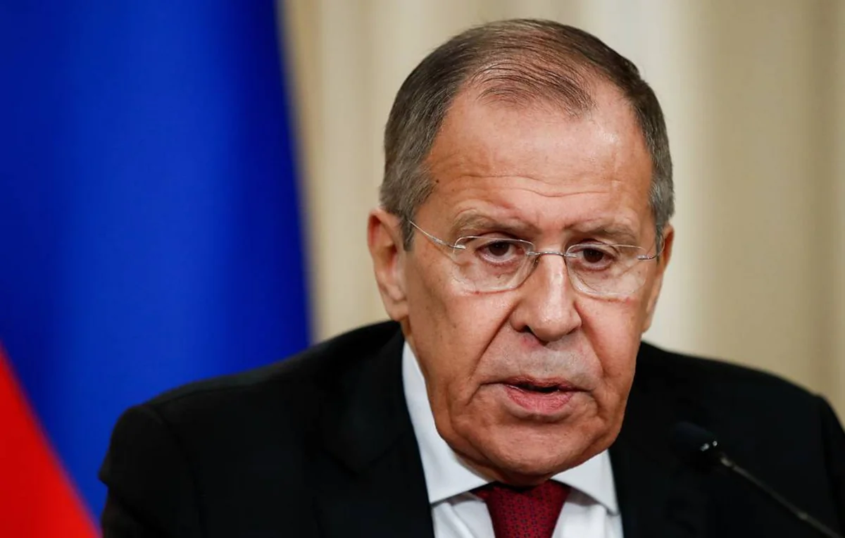 Lavrov: “Danışıqlar təslim olmaq deməkdir”