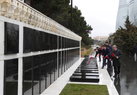 Qazaxıstanın baş nəqliyyat prokuroru Azərbaycana səfərə gəlib