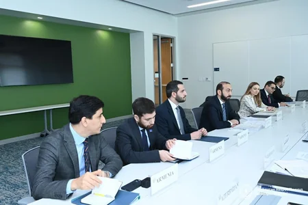 Bilateral meeting of Azerbaijani, Armenian FMs begins