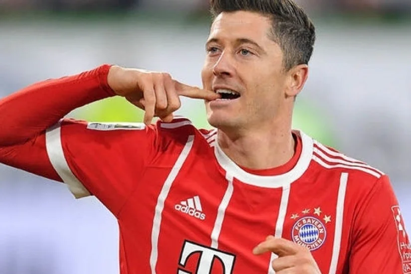 Левандовски вошёл в топ-5 лучших бомбардиров в истории Лиги чемпионов